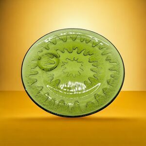 Indiana Glass SUNBURST OLIVE GREEN Icicle & Leaf Textured 9.25” Snack Plate